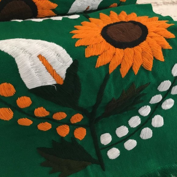 Handmade Mexican Hand Embroidered Sunflower Table Runner - Camino de Mesa - Picture 2 of 3